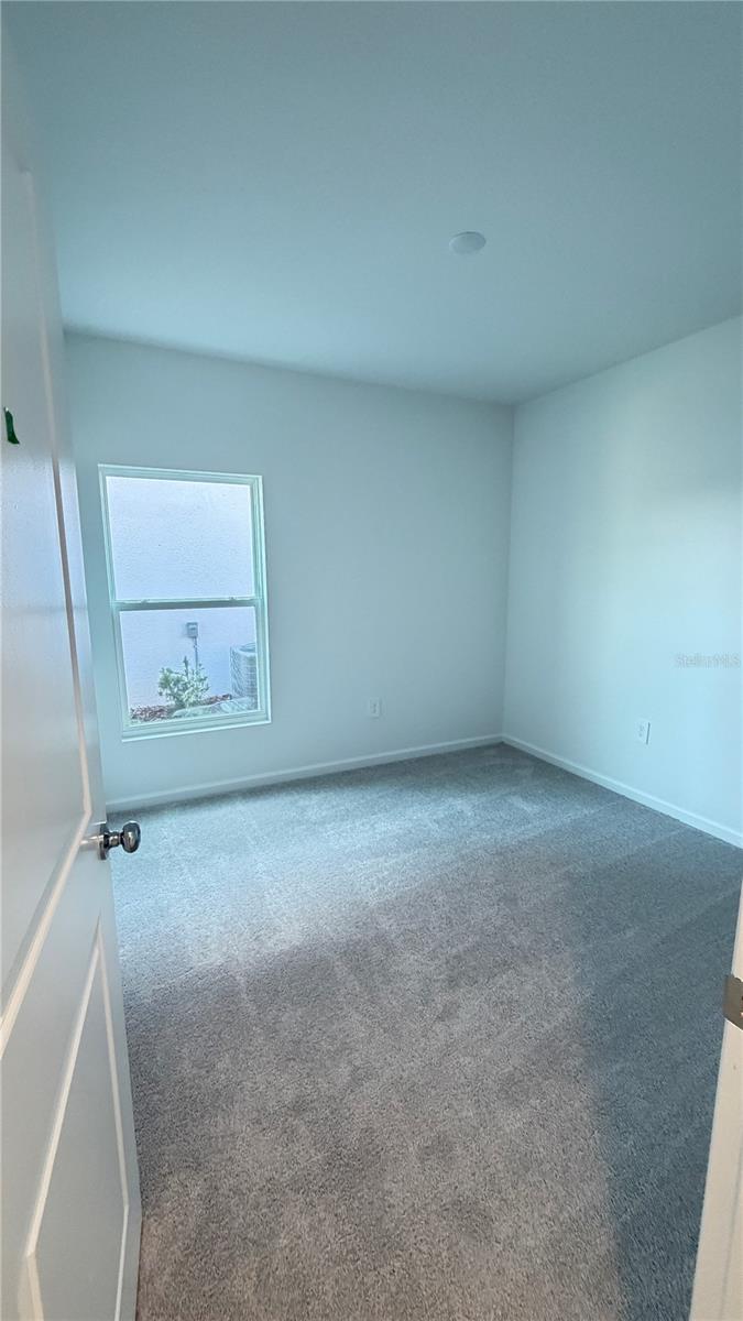 KNIGHTSBRIDGE 50S - Residential Lease