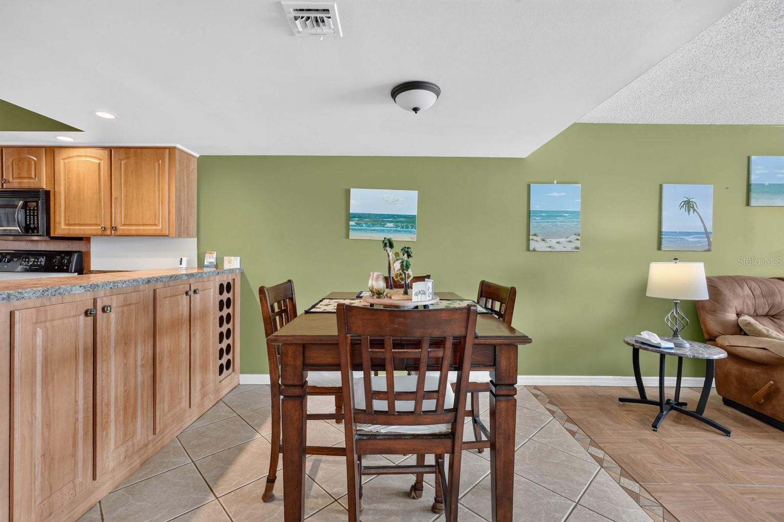 LIGHTHOUSE SHORES CONDO - Residential