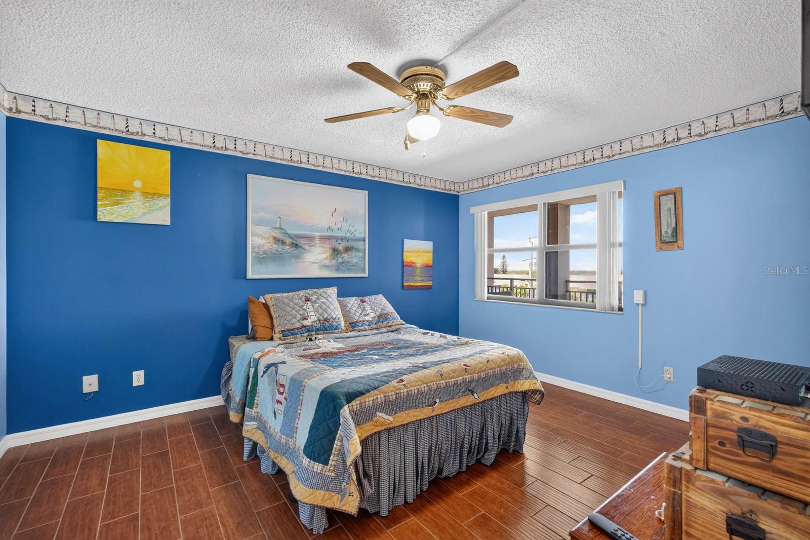 LIGHTHOUSE SHORES CONDO - Residential