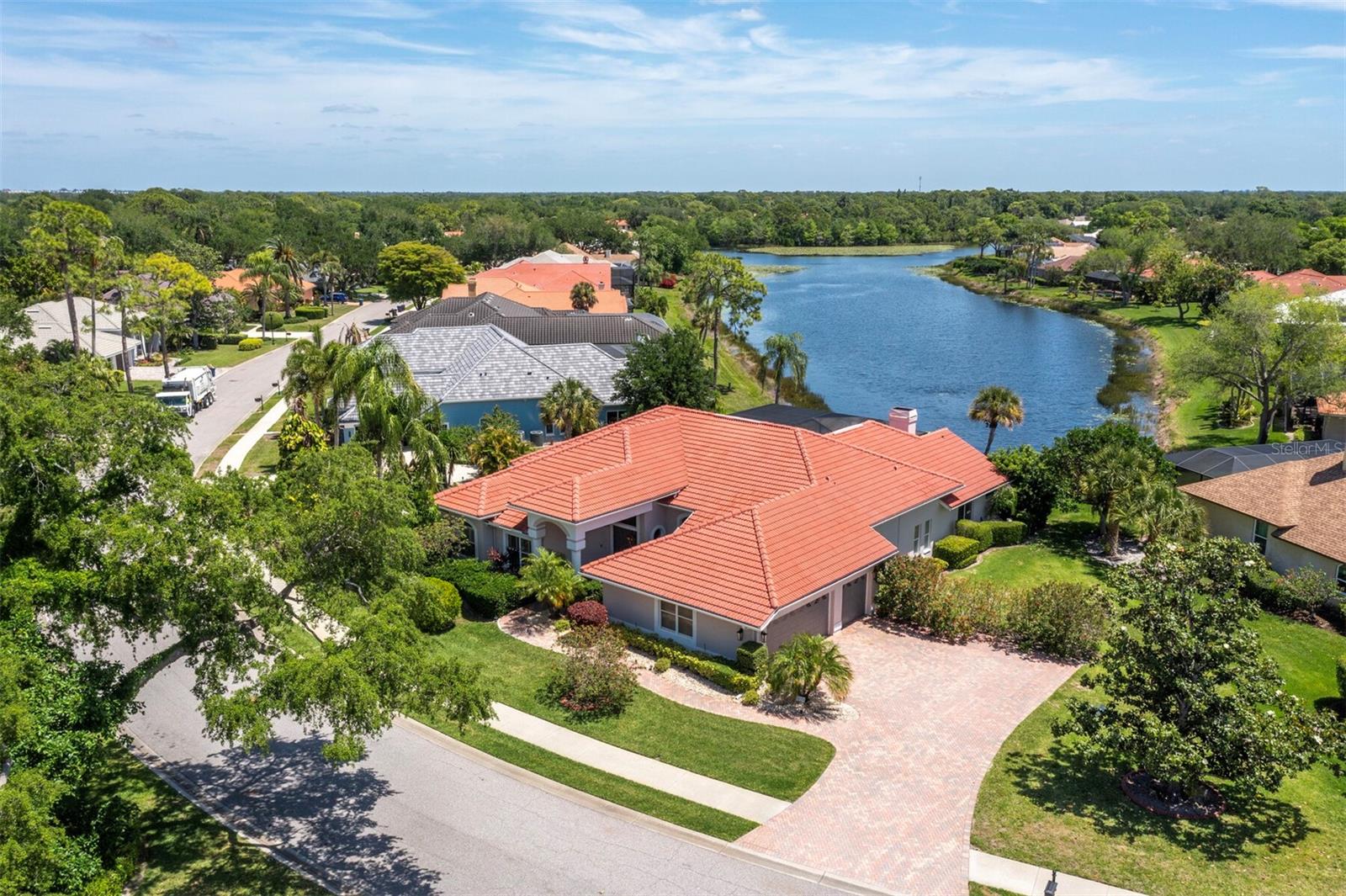 DEER CREEK - Residential