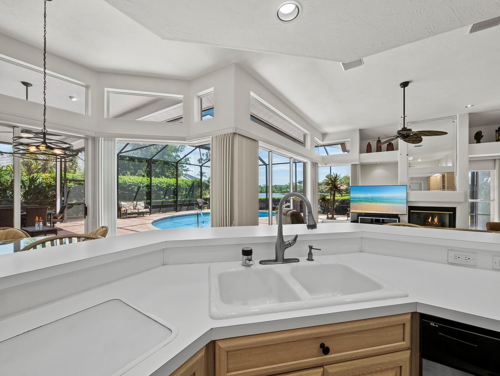 DEER CREEK - Residential