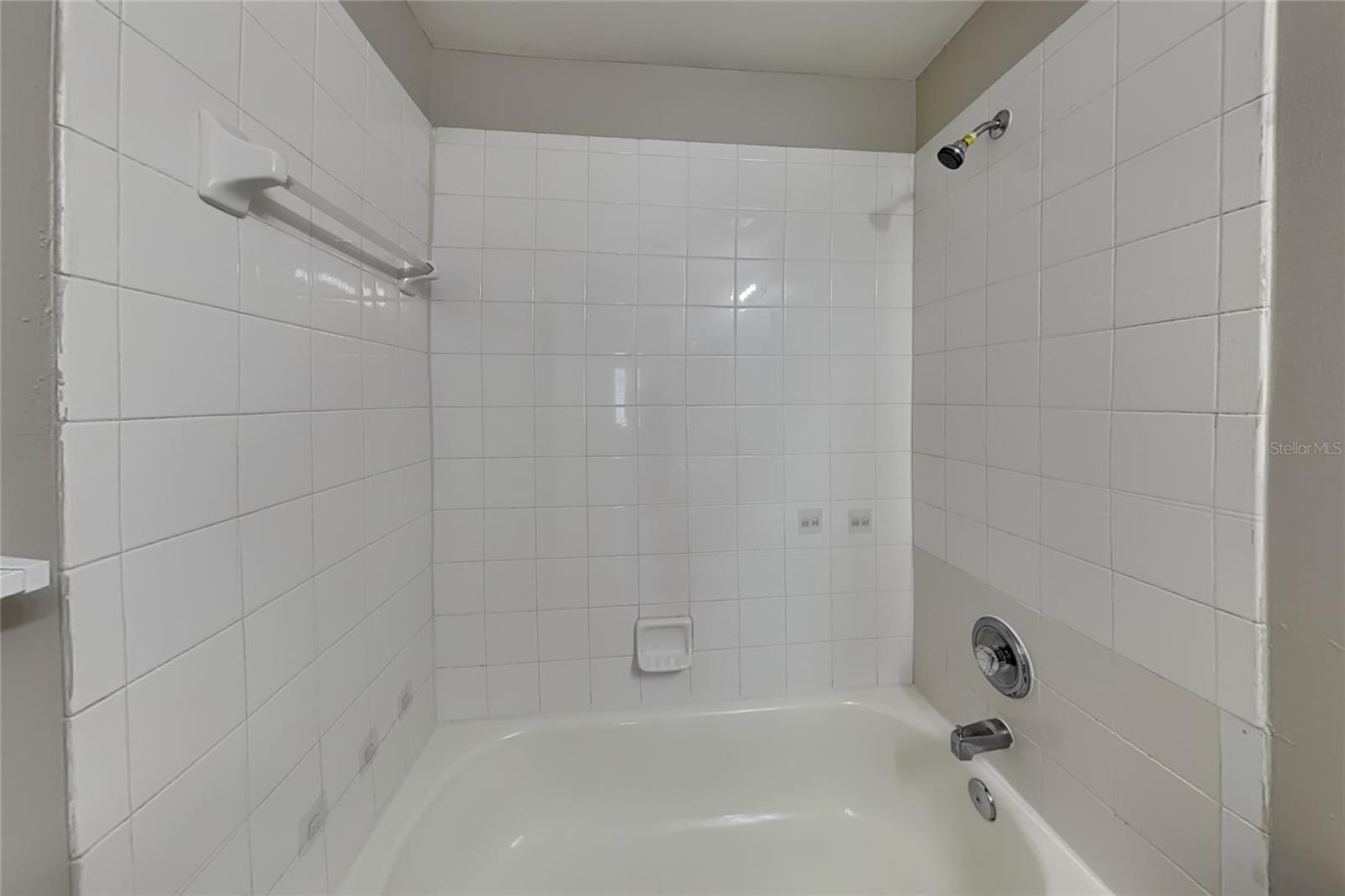 SUMMERFIELD VILLG 1 TRCT 35 - Residential Lease