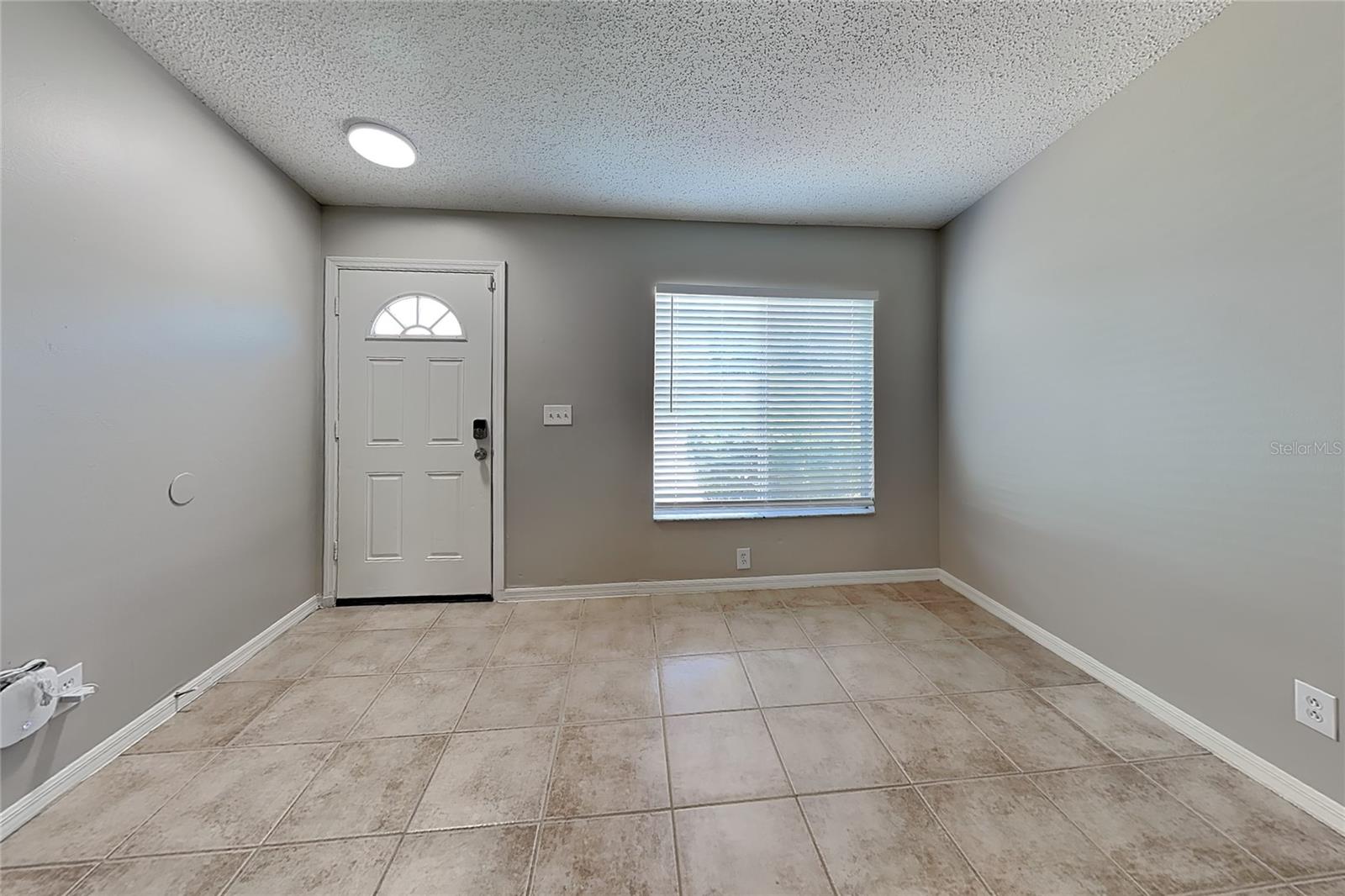 SUMMERFIELD VILLG 1 TRCT 35 - Residential Lease