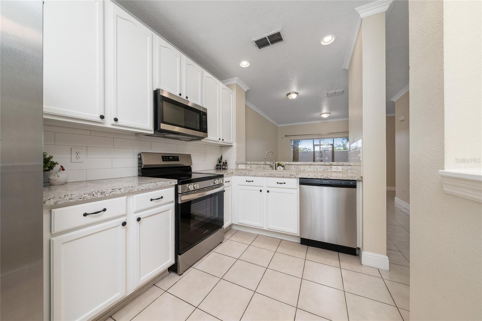 SAVANNAH PINES CONDO - Residential Lease