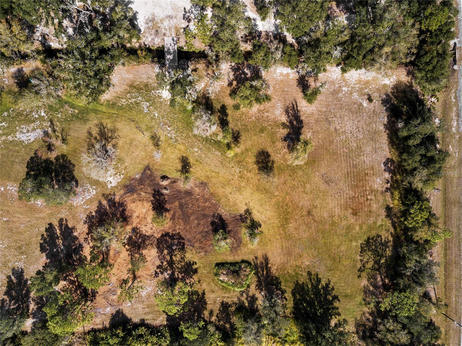 POMELLO PARK - Land