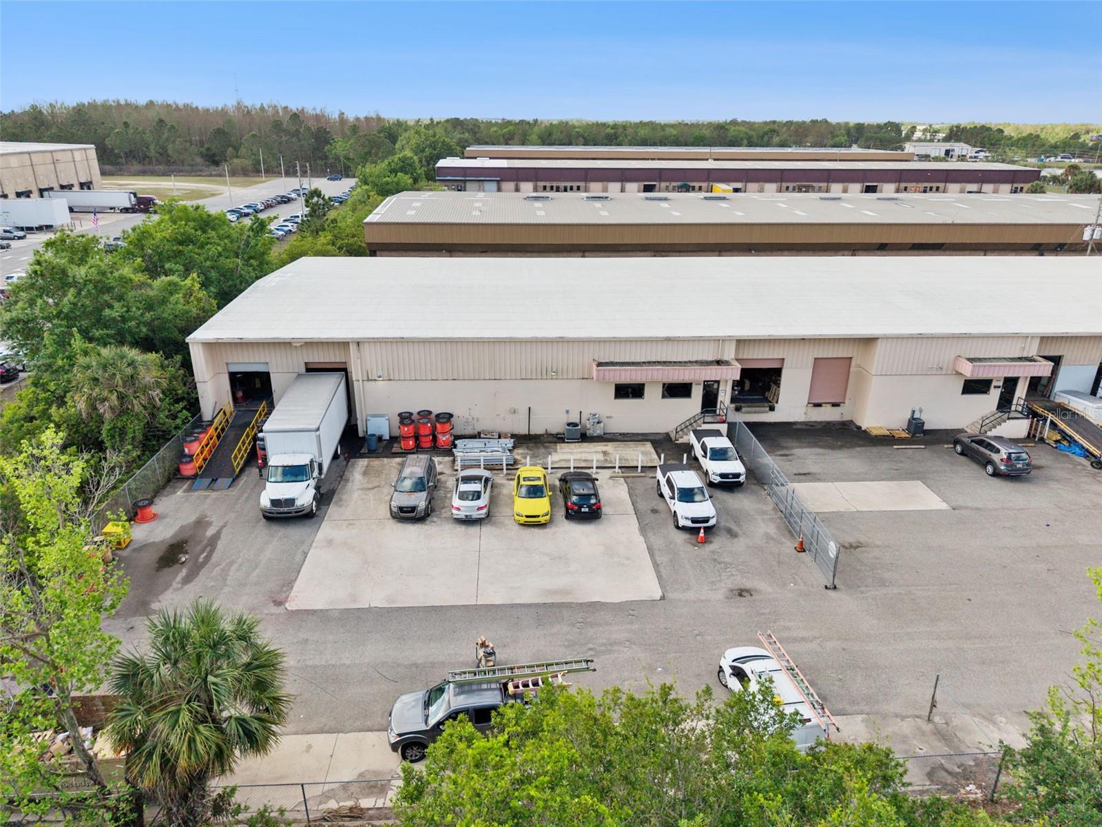 PARKWAY DISTIBUTION CENTER CONDO PH 02 - Commercial Sale
