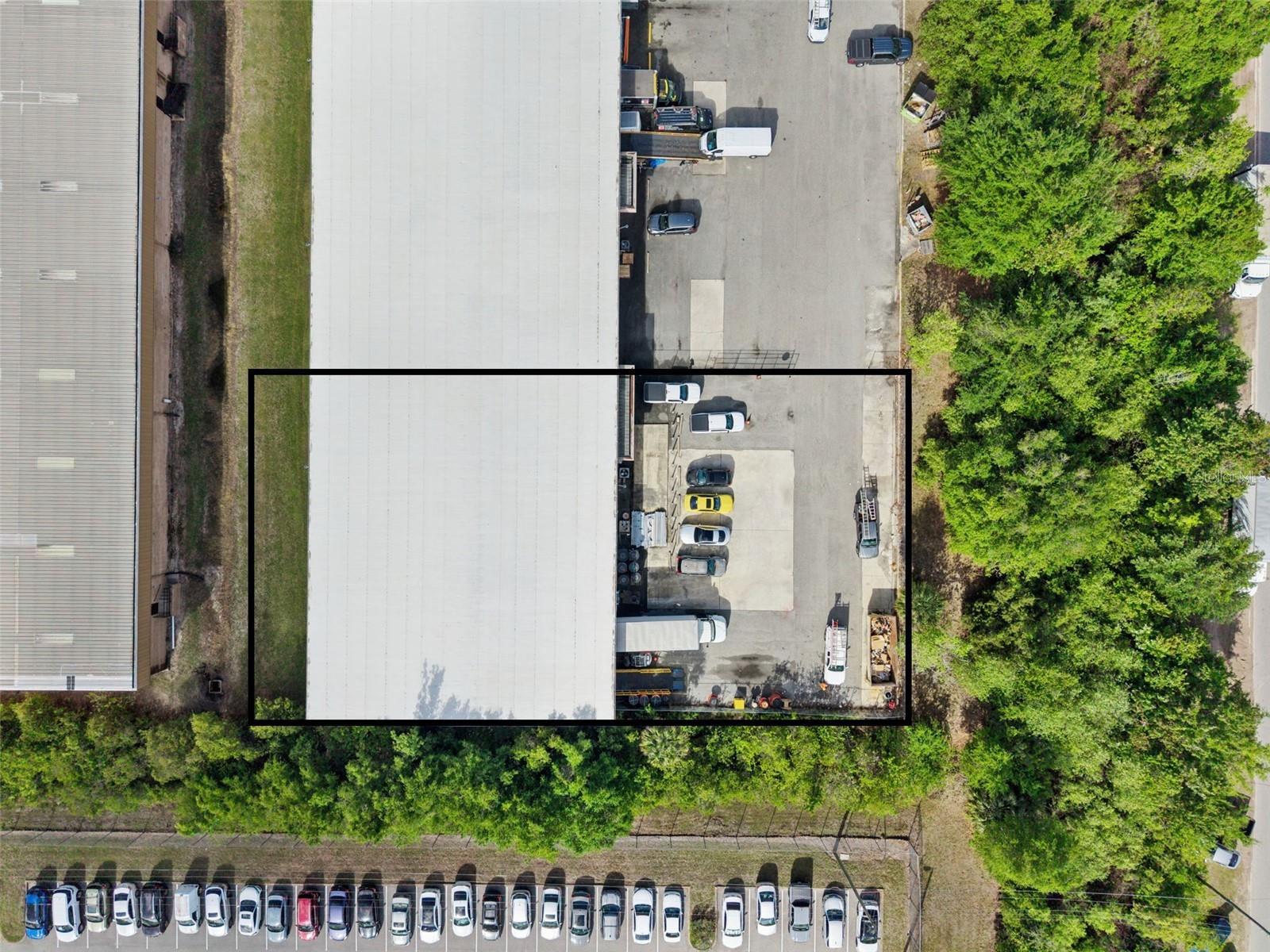 PARKWAY DISTIBUTION CENTER CONDO PH 02 - Commercial Sale