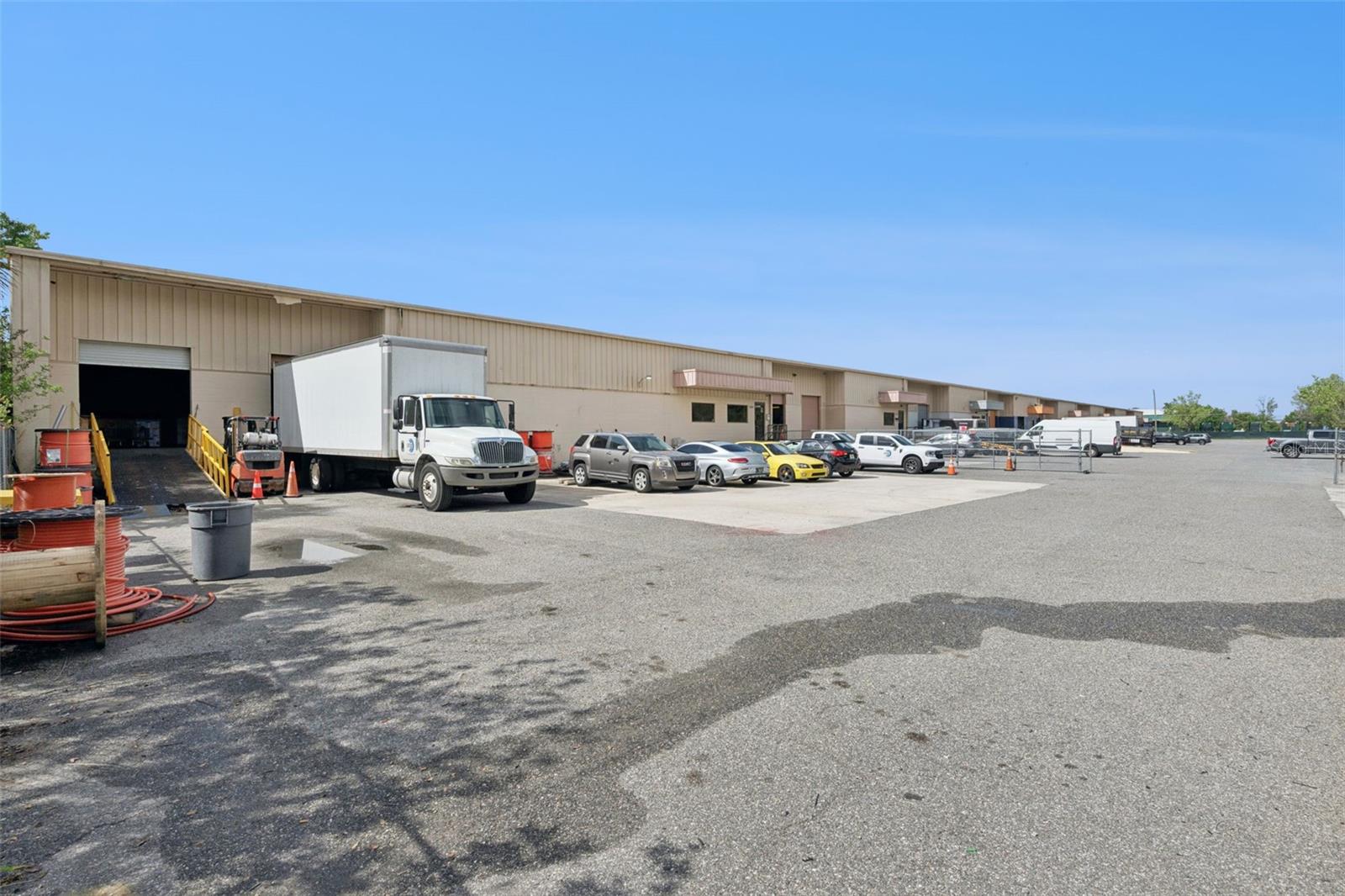 PARKWAY DISTIBUTION CENTER CONDO PH 02 - Commercial Sale
