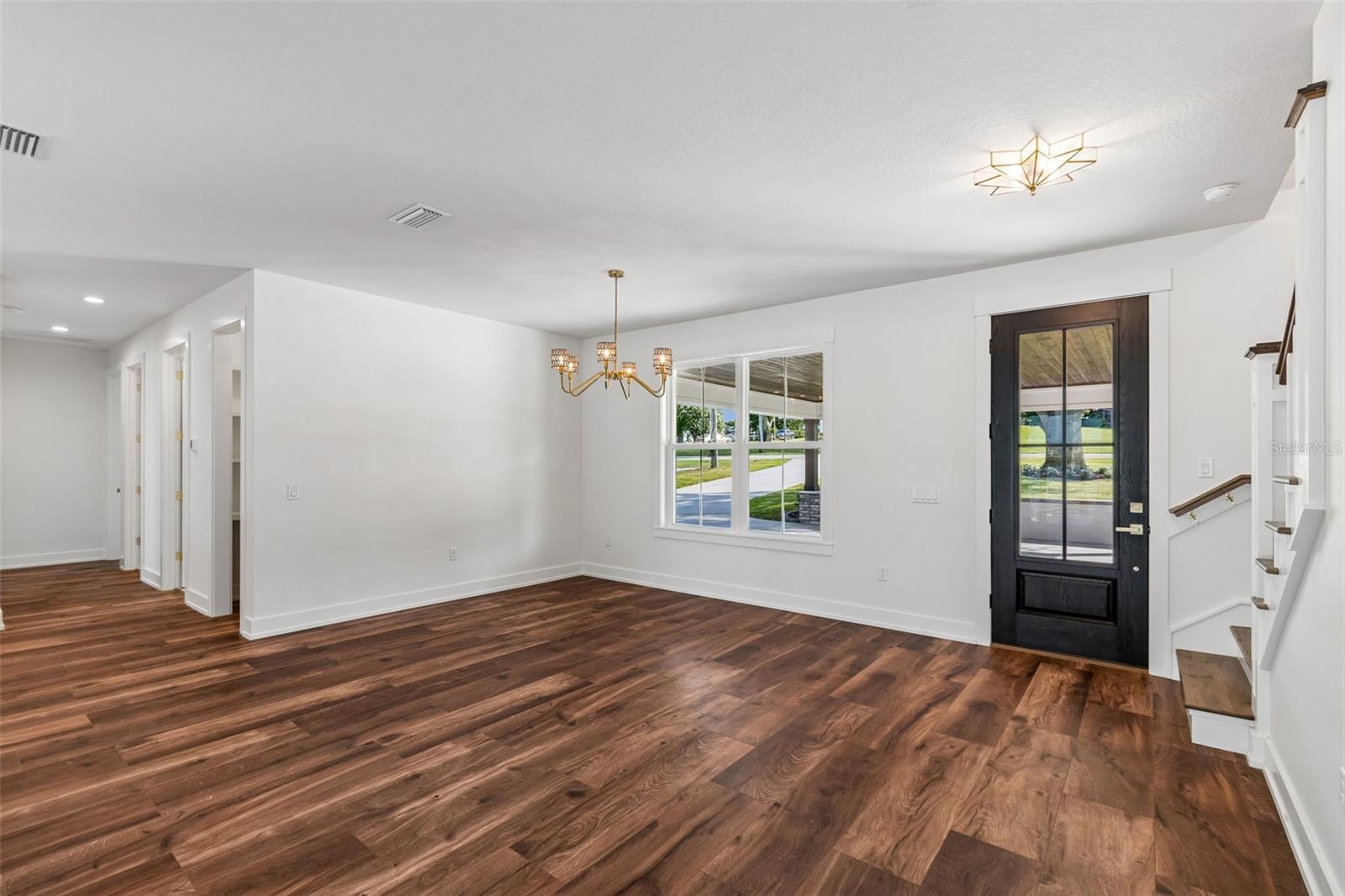 LAKE TN COUNTRY ESTATES - Residential