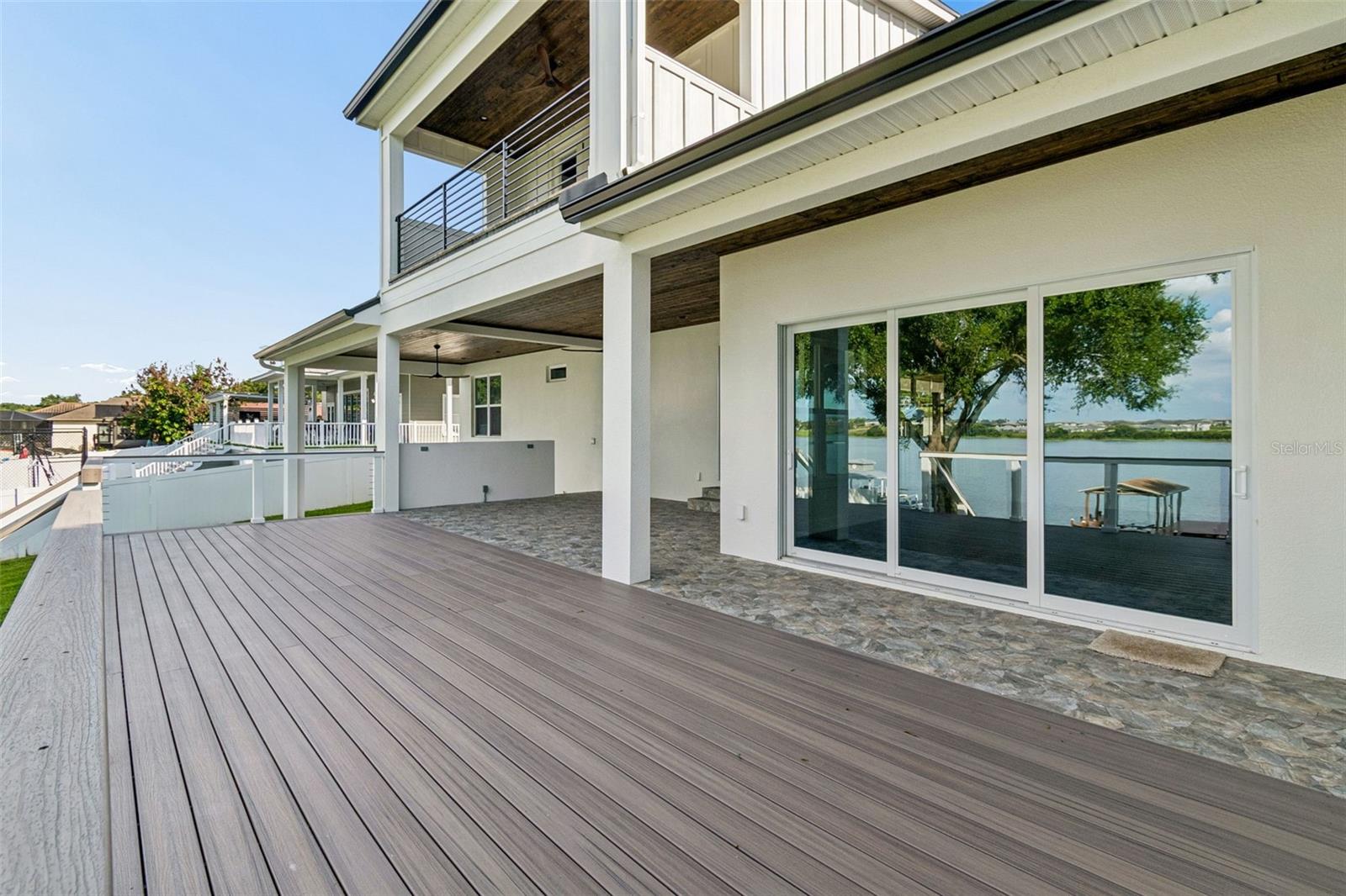 LAKE TN COUNTRY ESTATES - Residential