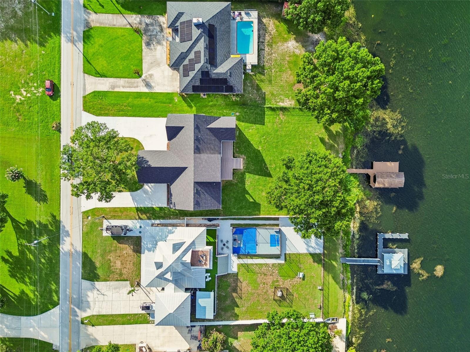 LAKE TN COUNTRY ESTATES - Residential
