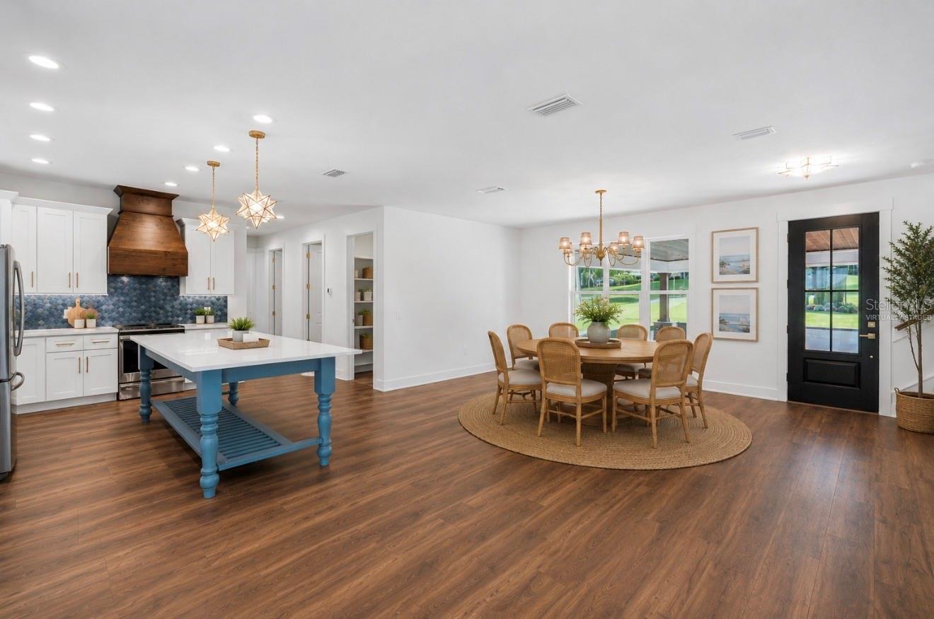 LAKE TN COUNTRY ESTATES - Residential