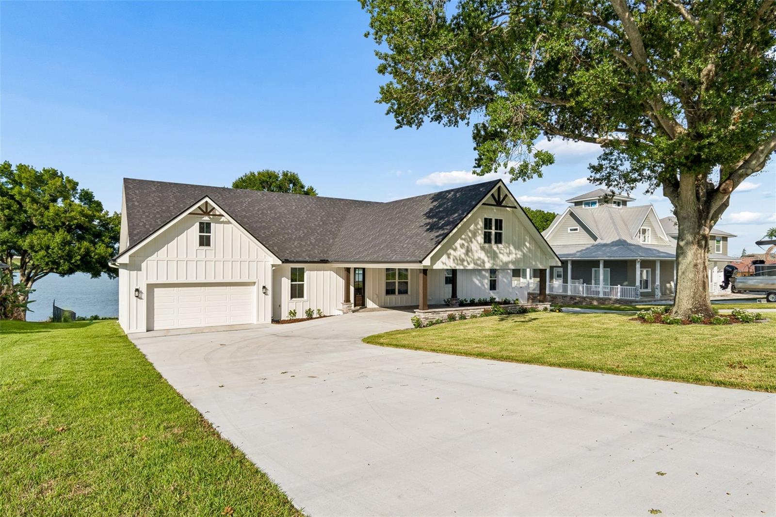 LAKE TN COUNTRY ESTATES - Residential