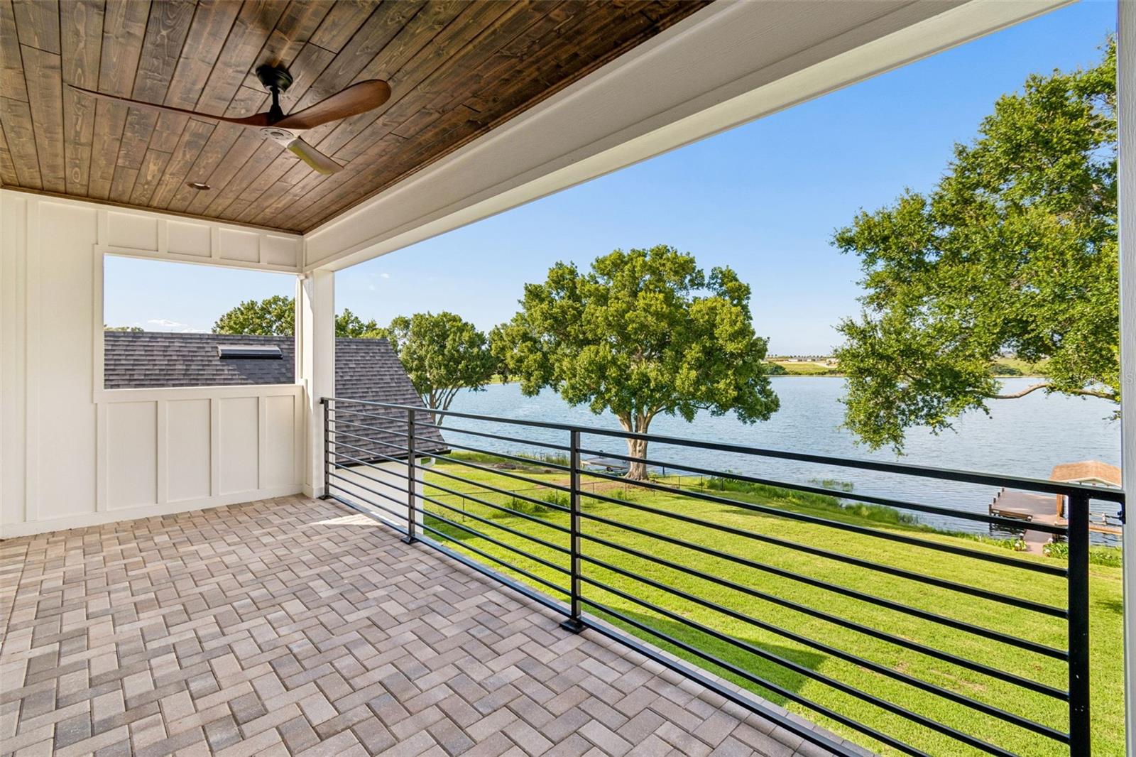 LAKE TN COUNTRY ESTATES - Residential