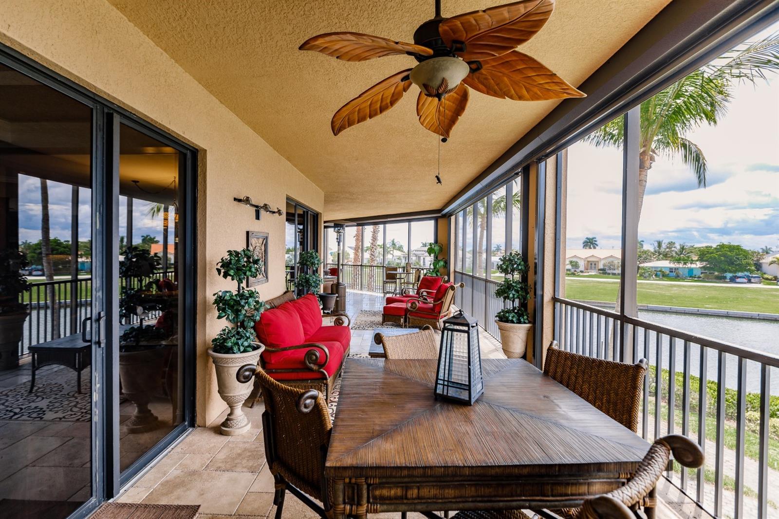 BELLA LAGO AT VIVANTE - Residential