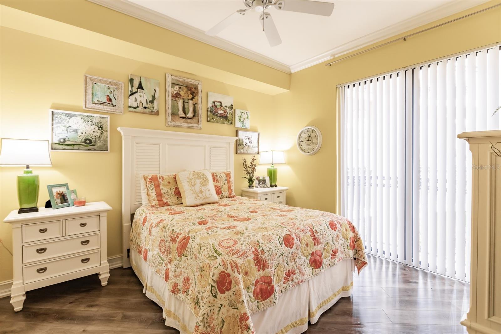 BELLA LAGO AT VIVANTE - Residential