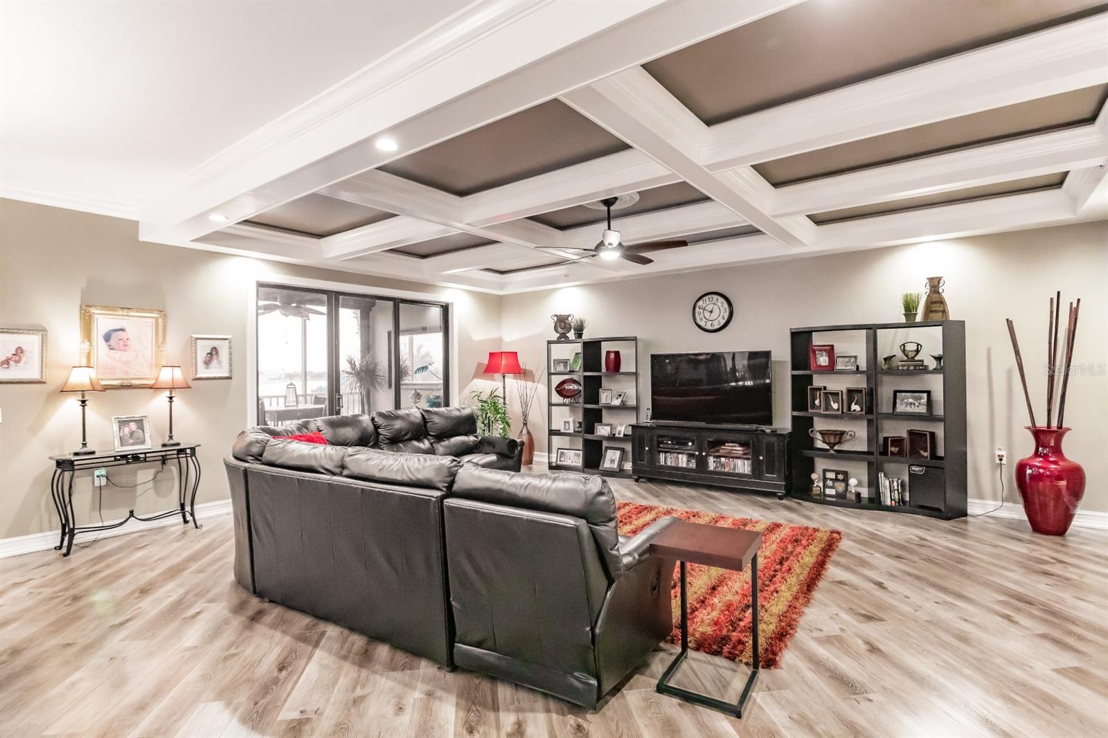 BELLA LAGO AT VIVANTE - Residential