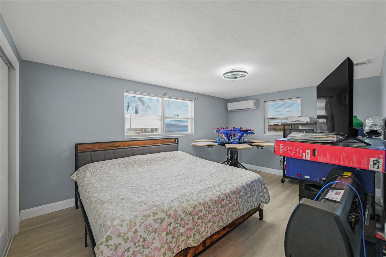 CREST RIDGE GARDENS - Residential