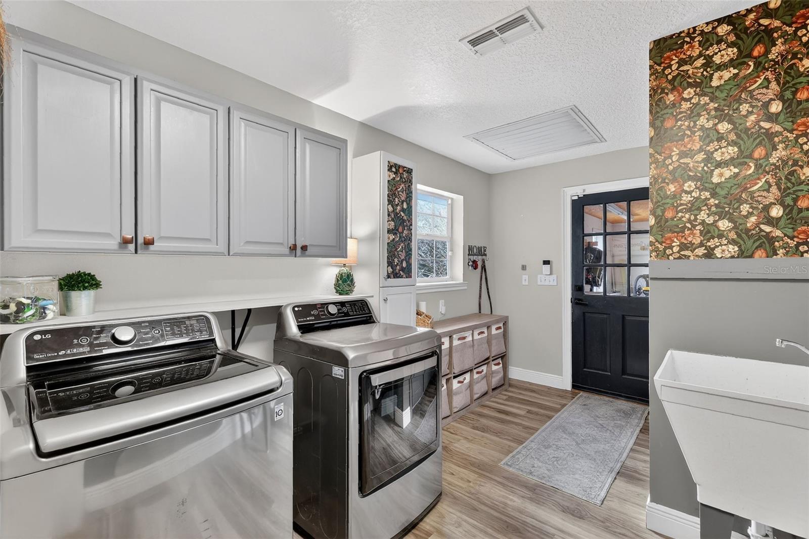 QUAIL POINT - Residential