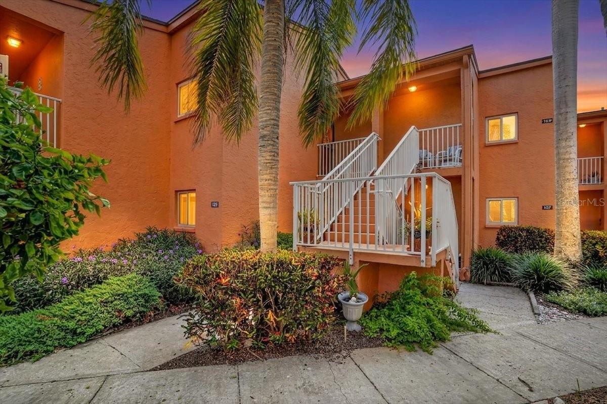 SOUTH BAY CONDO - Residential