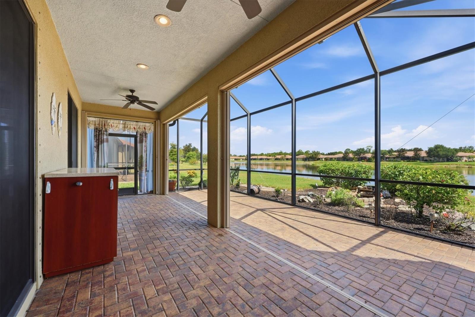 VENETIAN FALLS PH 3 - Residential