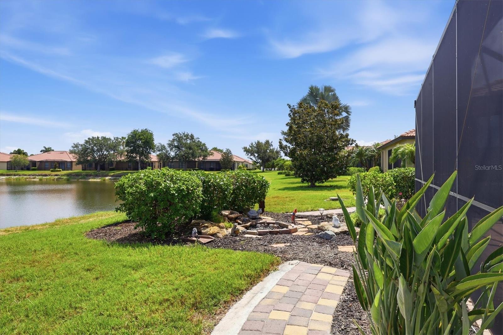 VENETIAN FALLS PH 3 - Residential