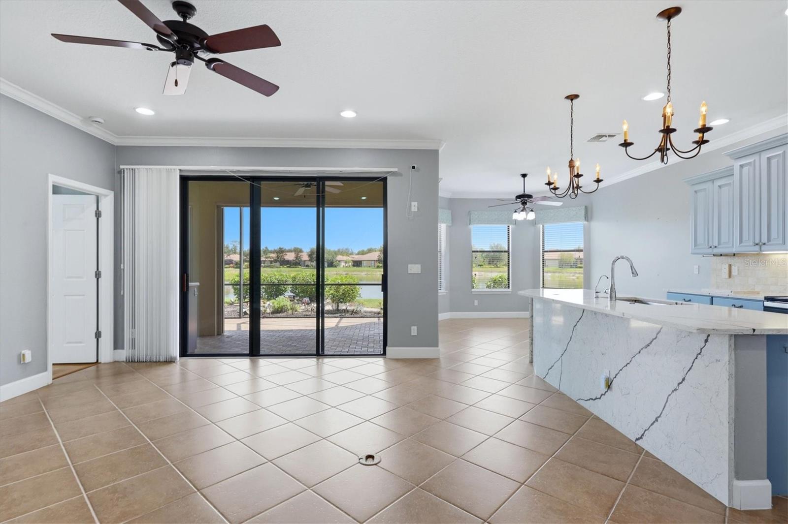 VENETIAN FALLS PH 3 - Residential