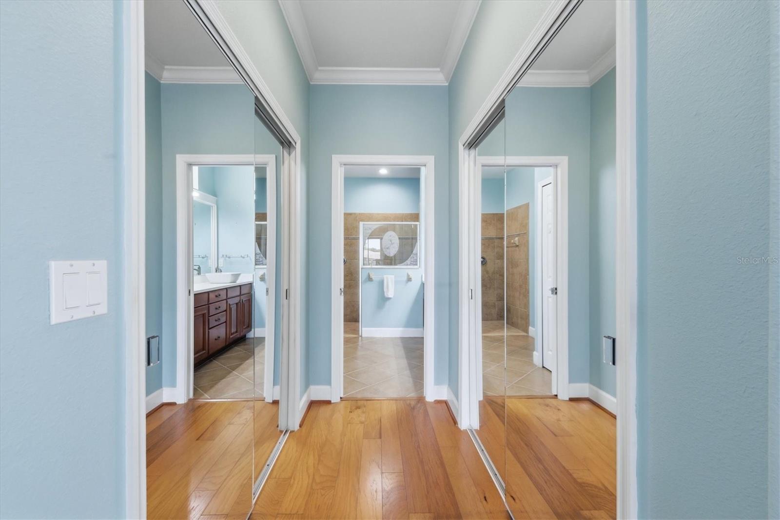 VENETIAN FALLS PH 3 - Residential