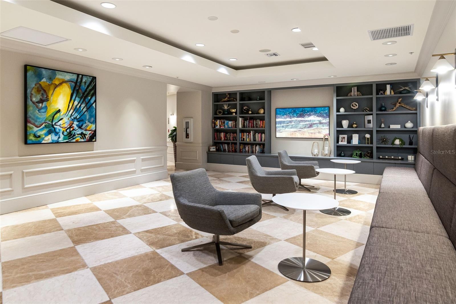 THE PLAZA HARBOUR ISLAND A CON - Residential