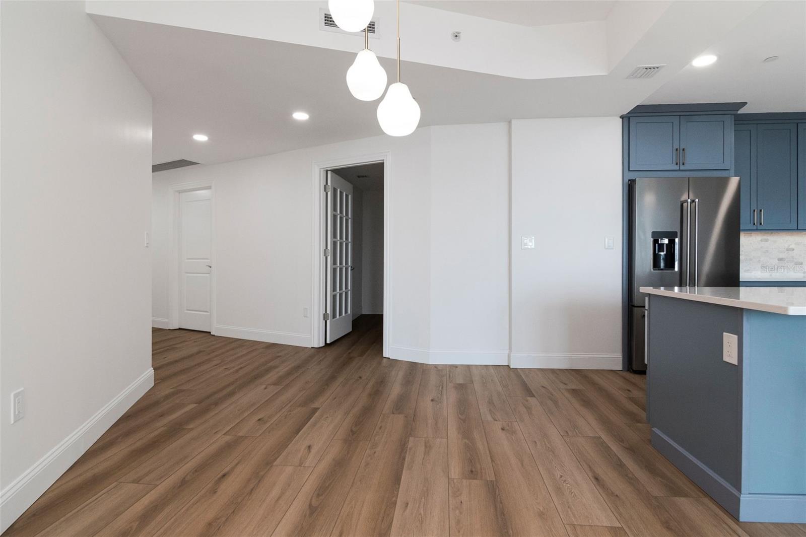 THE PLAZA HARBOUR ISLAND A CON - Residential