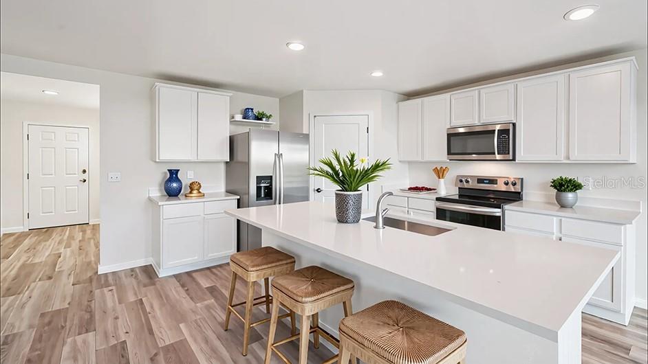 TWISTED OAKS - Residential