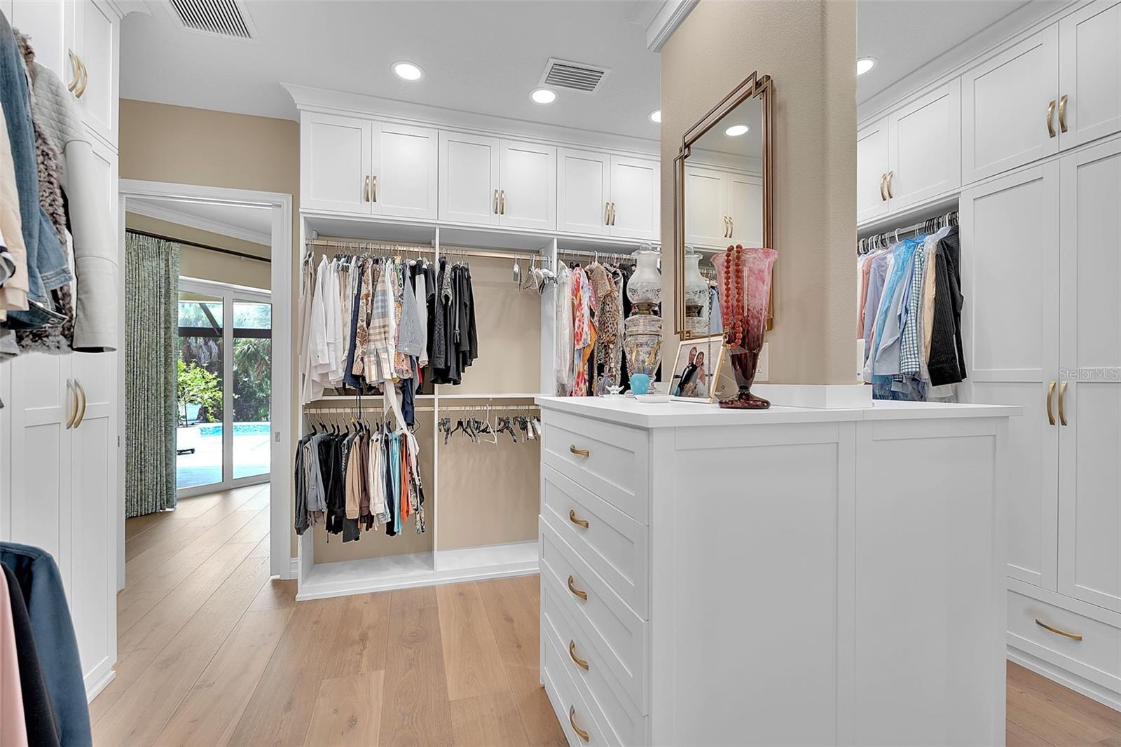 SILVER OAK - Residential