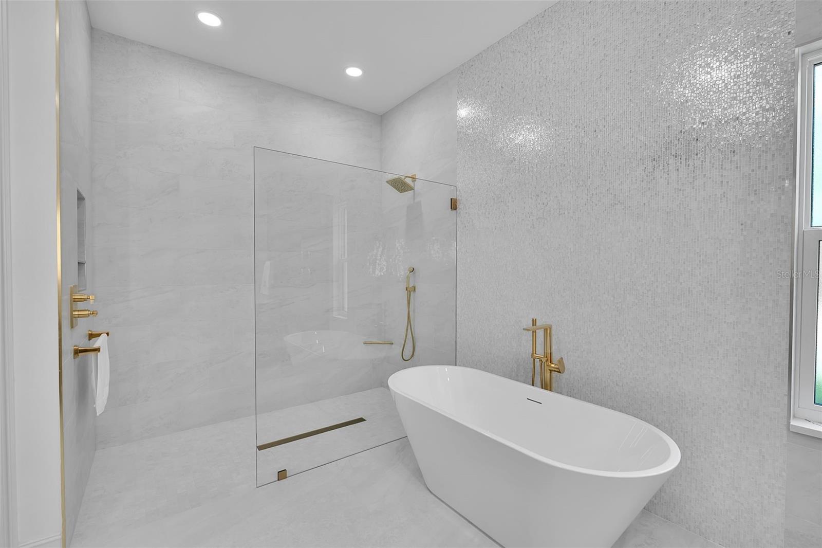 SILVER OAK - Residential