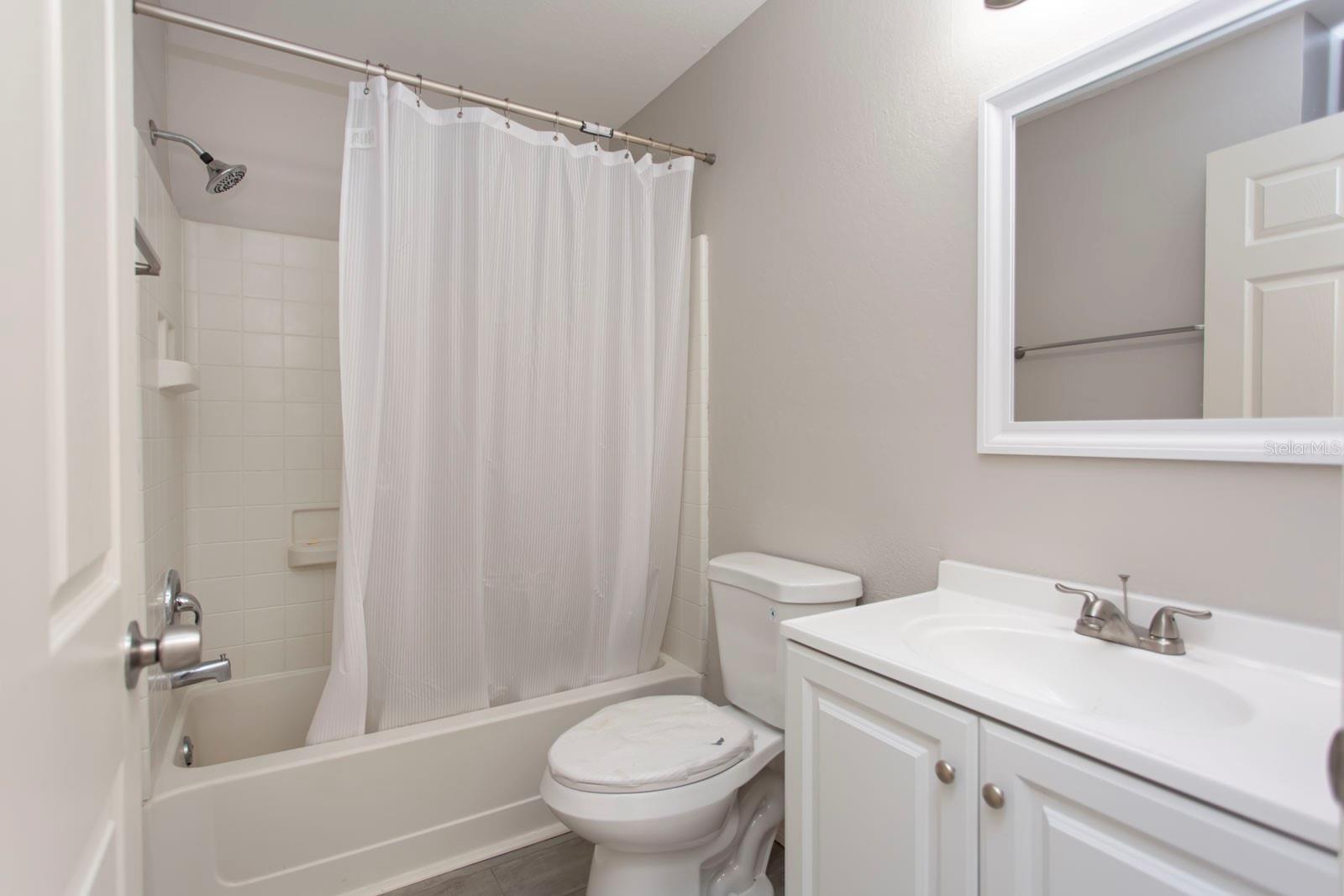 OAK RIDGE ESTATES - Residential