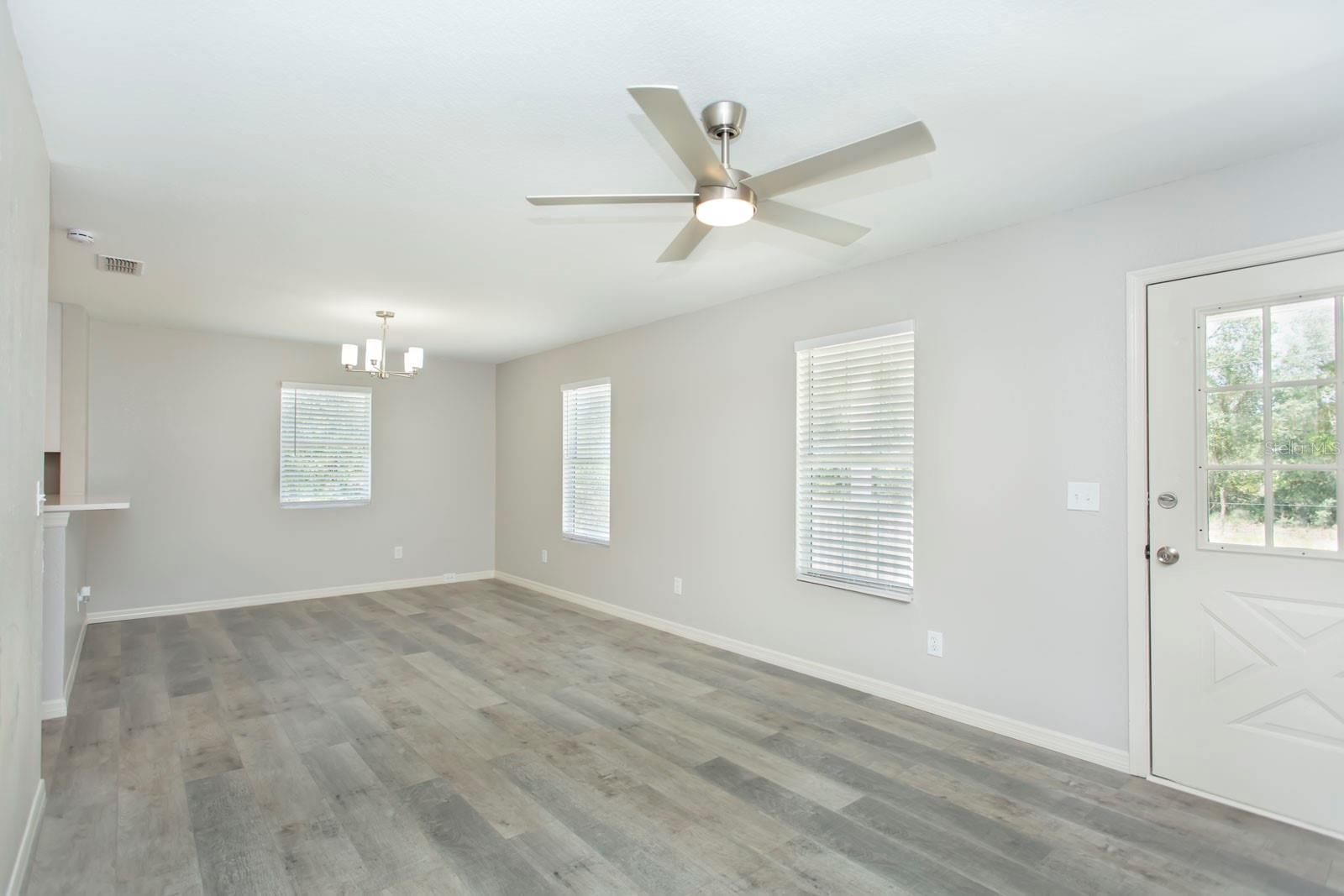 OAK RIDGE ESTATES - Residential