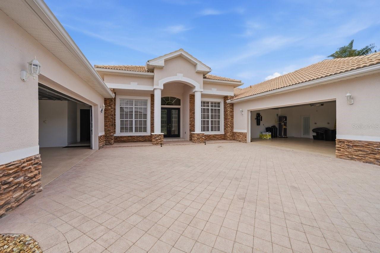 SILVERTHORN PH 2A LOT 15 - Residential
