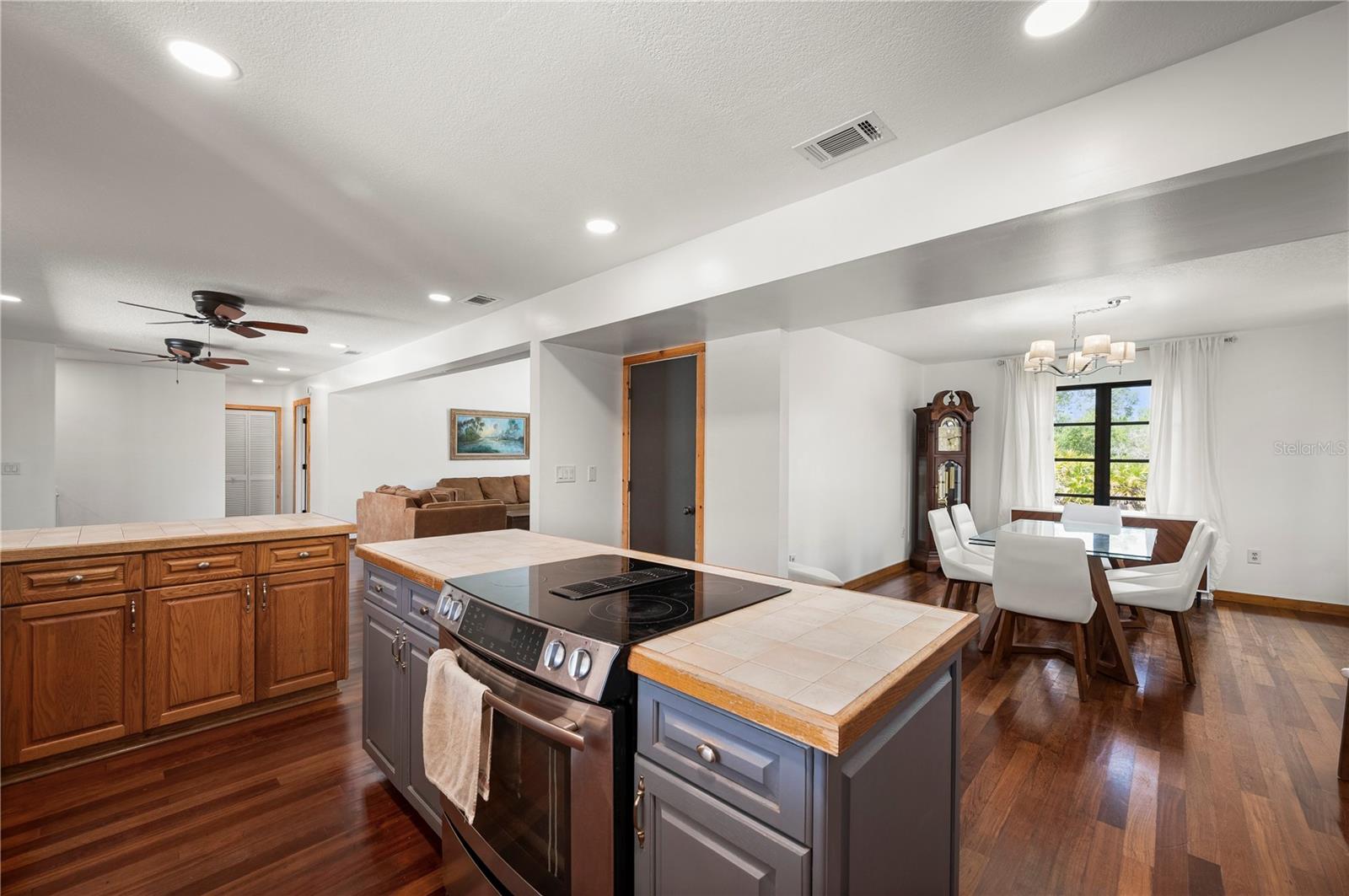 PRAIRIE CREEK WEST 08 - Residential