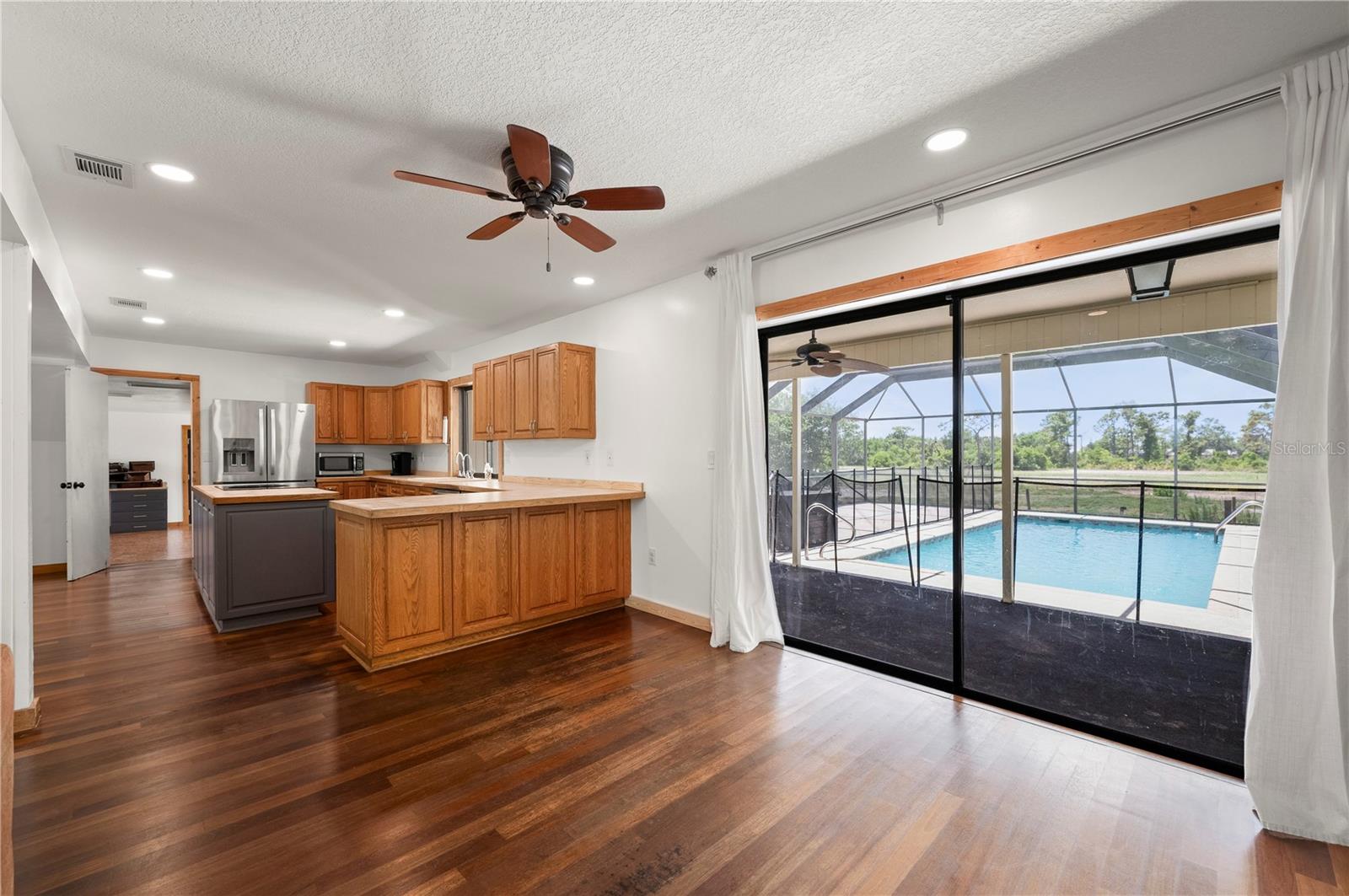 PRAIRIE CREEK WEST 08 - Residential