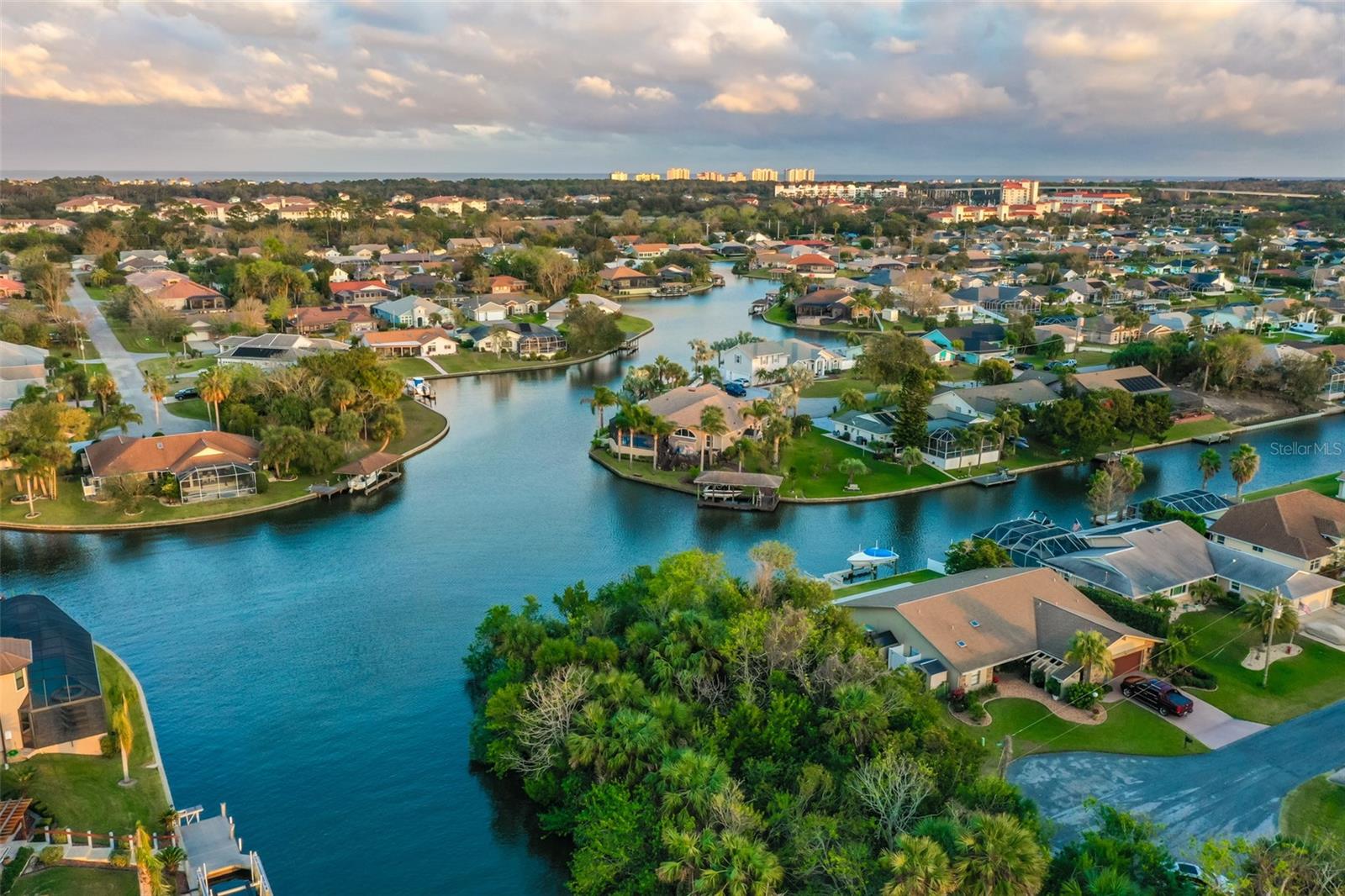 PALM HARBOR - Land