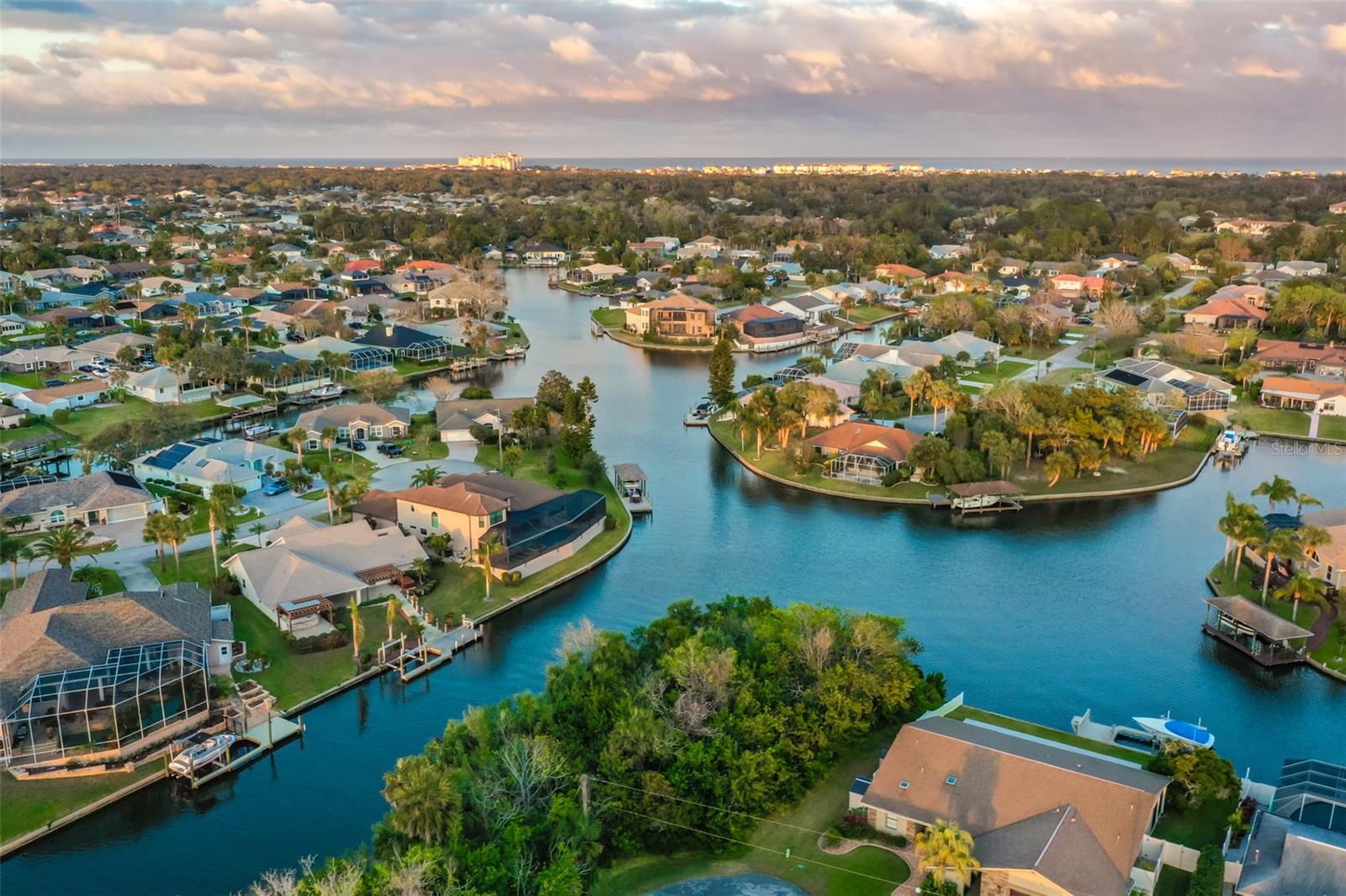 PALM HARBOR - Land