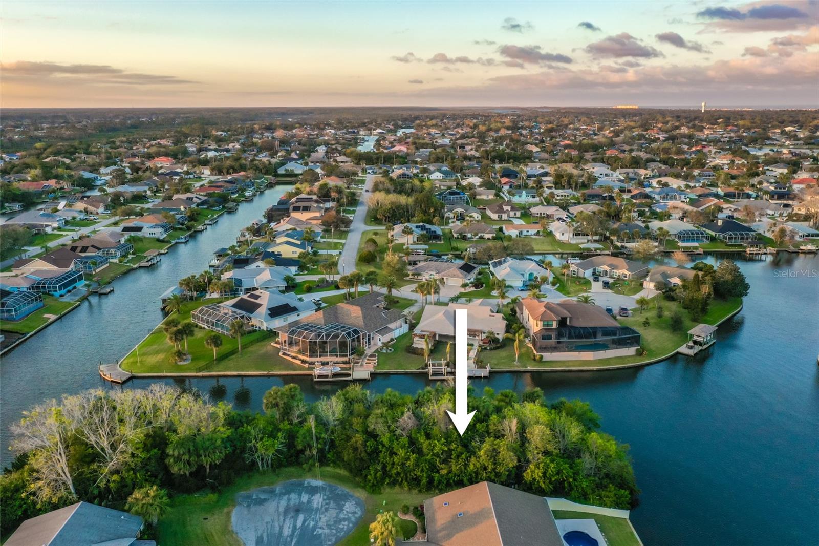 PALM HARBOR - Land