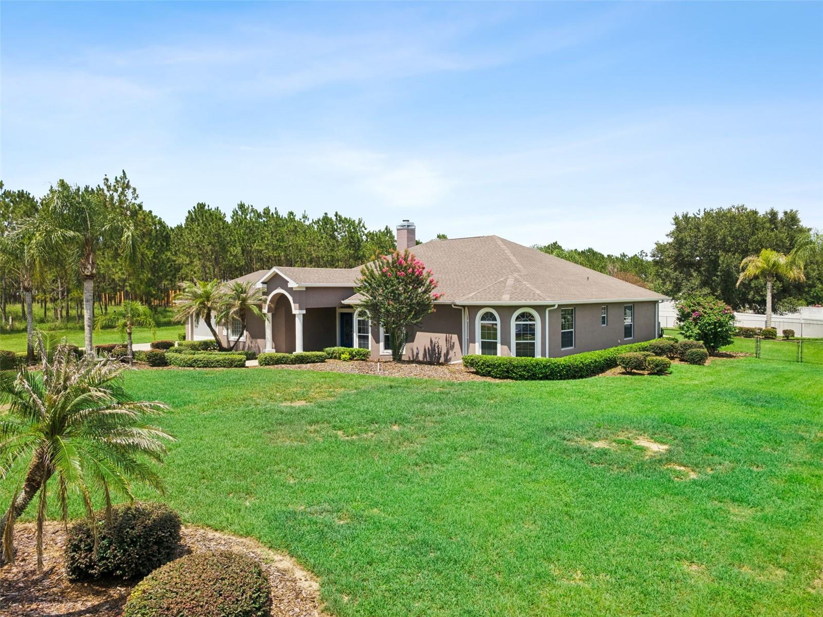 CROOKED LAKE - Residential
