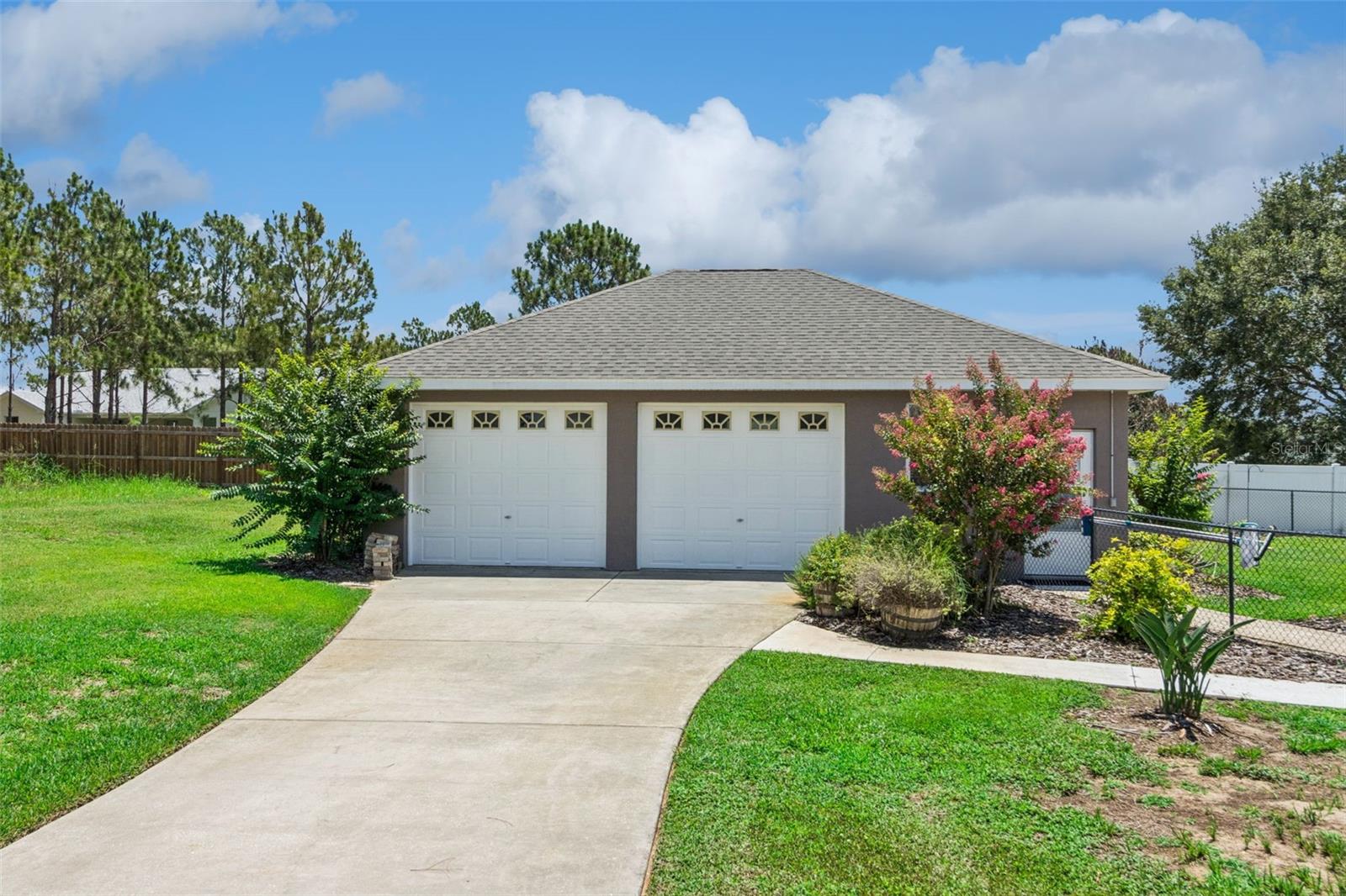 CROOKED LAKE - Residential