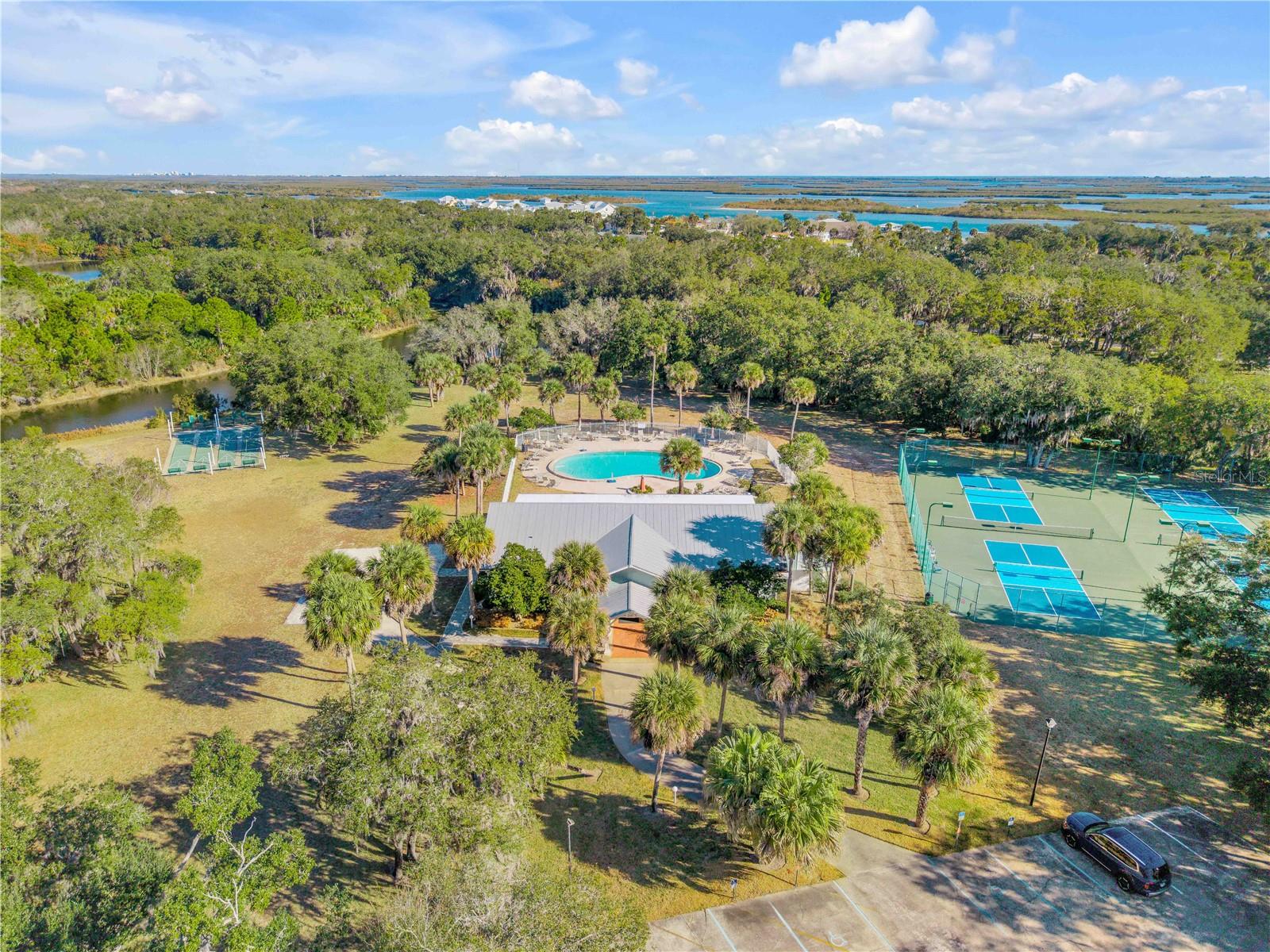 GOLDEN BAY COLONY PH 01 - Residential