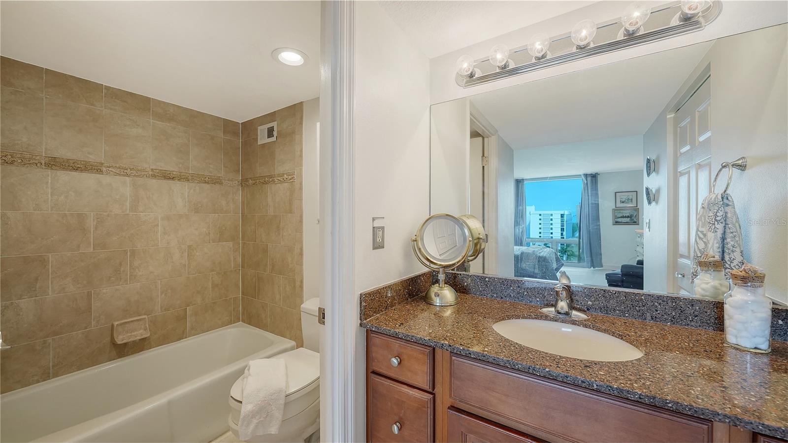 ONE WATERGATE - Residential