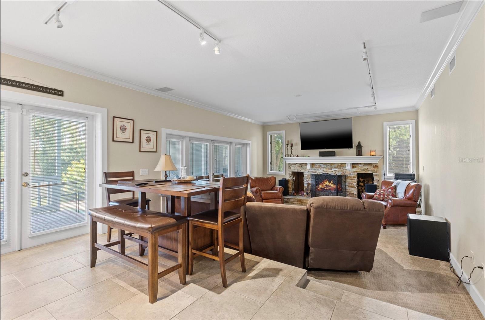 TAMPA & TARPON SPGS LAND CO - Residential