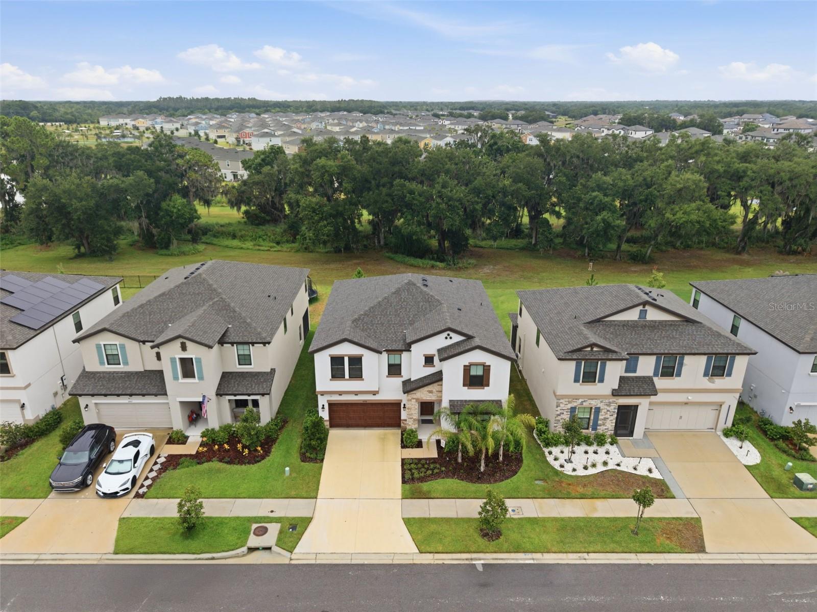HINTON HAWKSTONE - Residential
