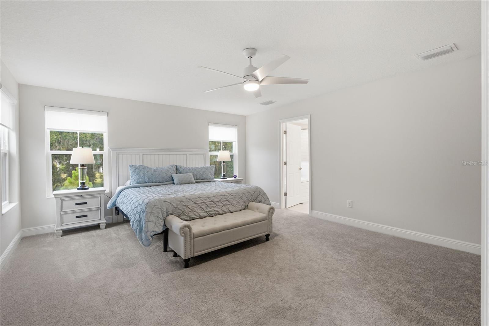 HINTON HAWKSTONE - Residential