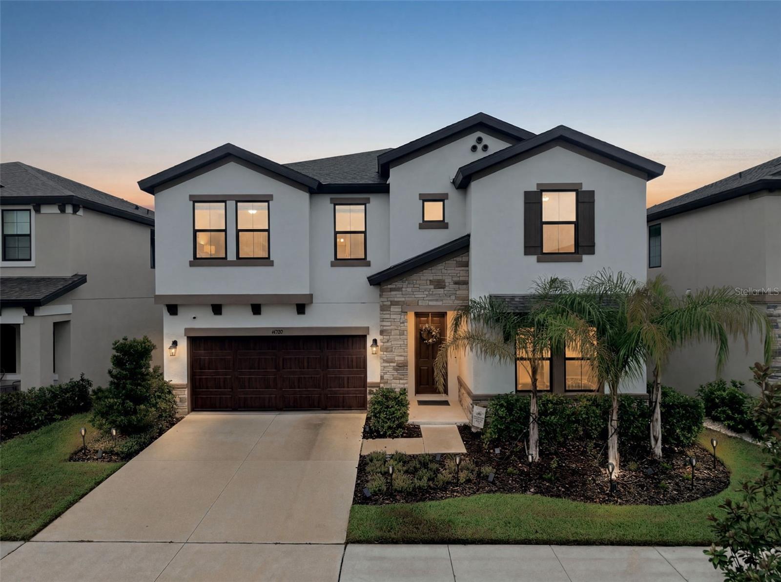 HINTON HAWKSTONE - Residential