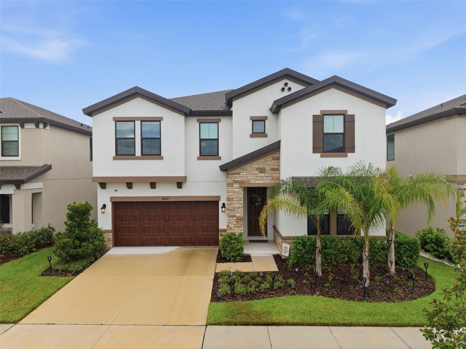 HINTON HAWKSTONE - Residential